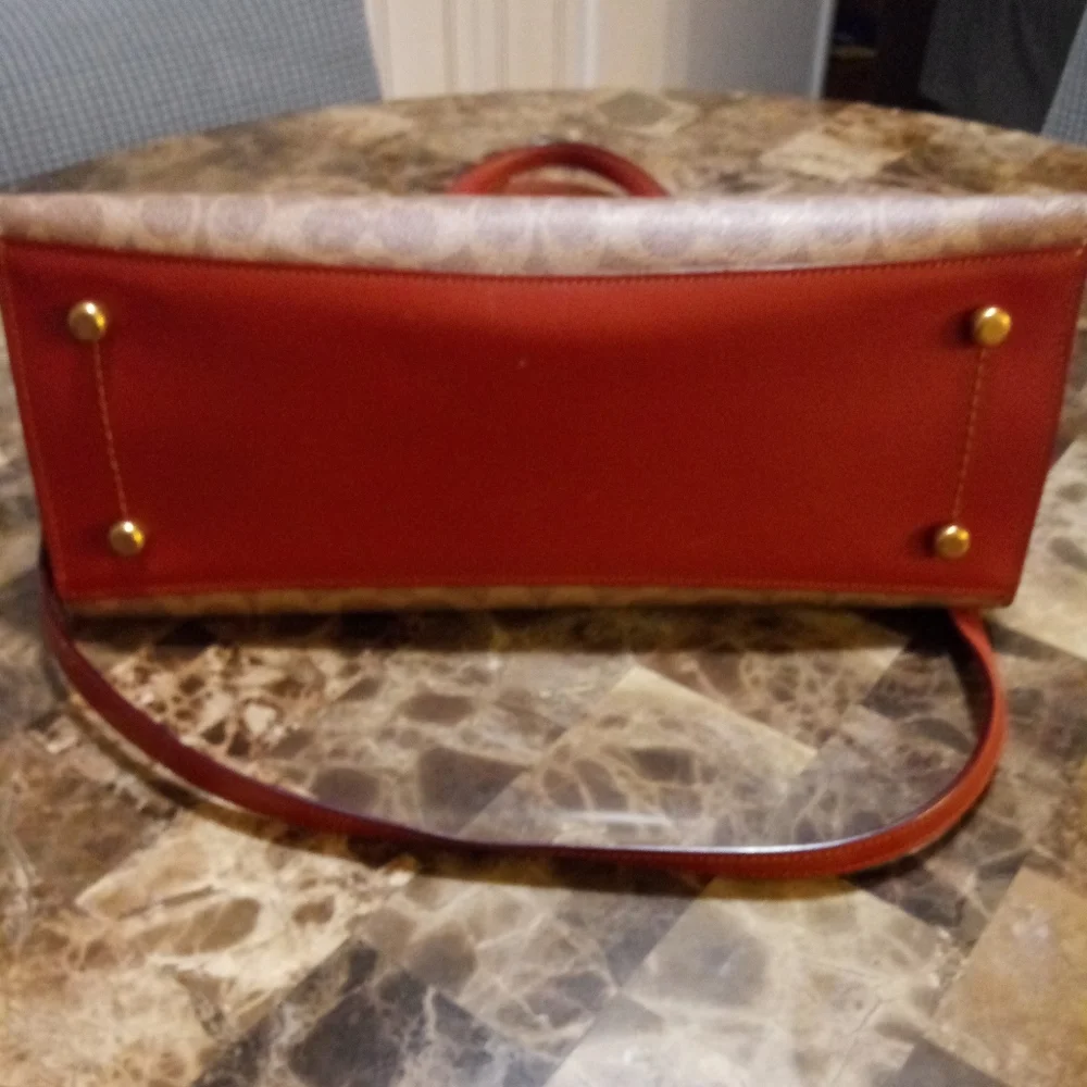 Authentic Coach Charlie Carryall